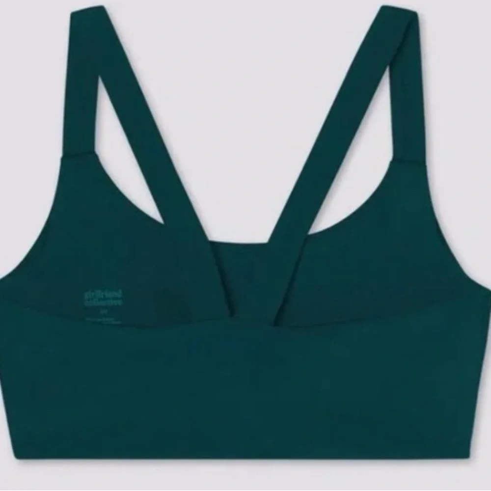 Girlfriend Collective| LouV-Back Bra- Moss Green - Picture 2 of 6